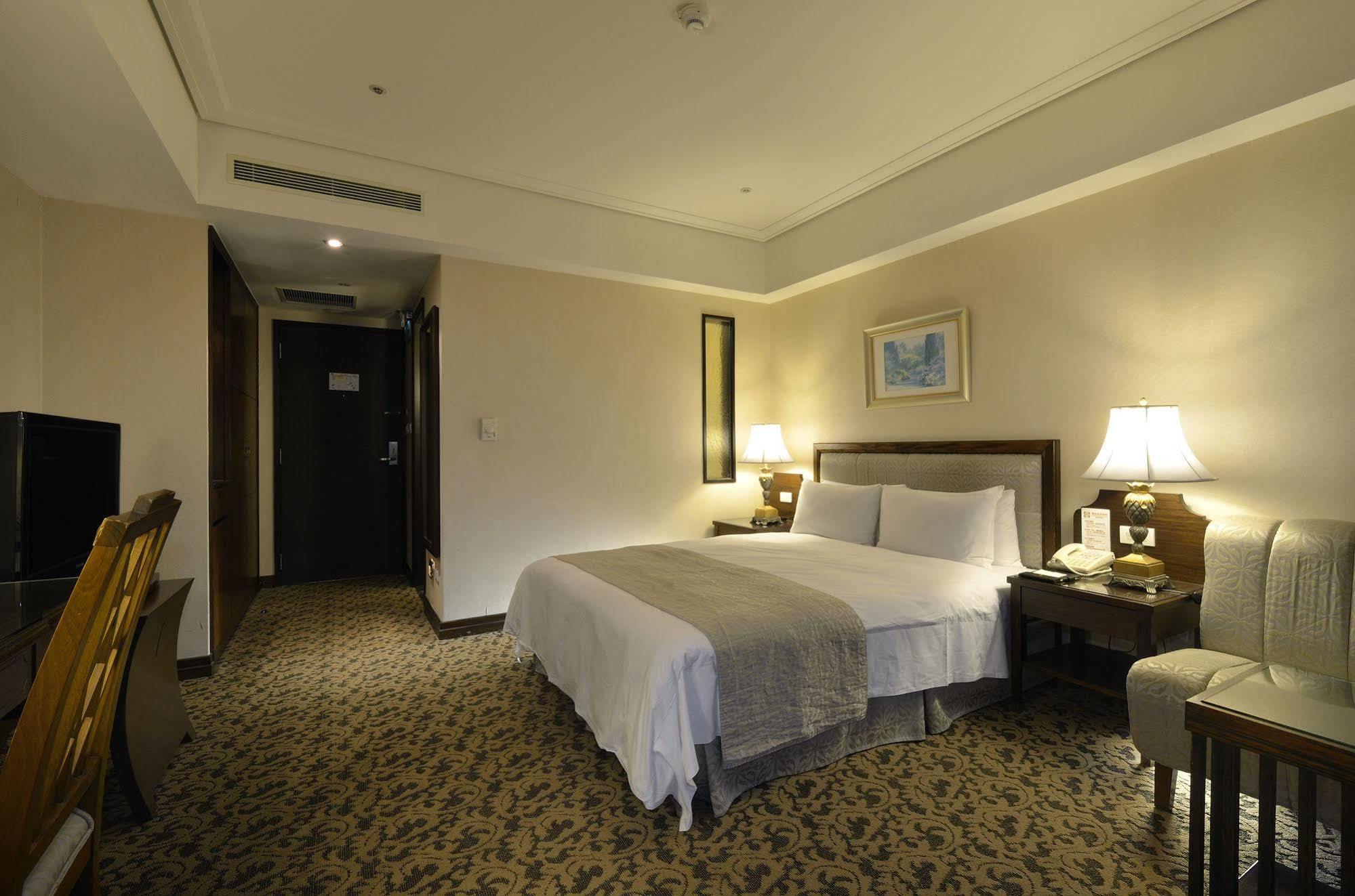 Hotel Regalees Tamsui Εξωτερικό φωτογραφία