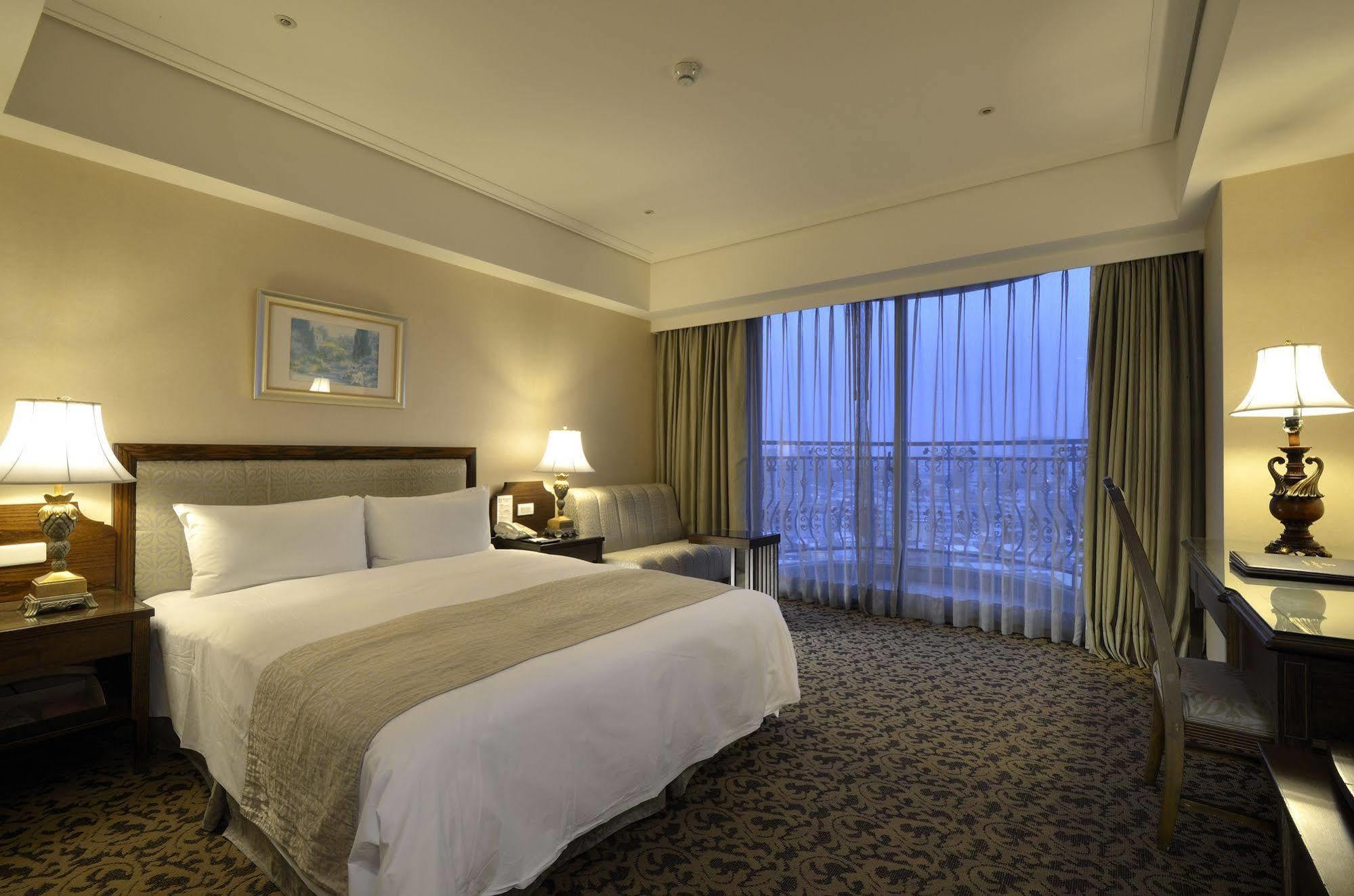 Hotel Regalees Tamsui Εξωτερικό φωτογραφία